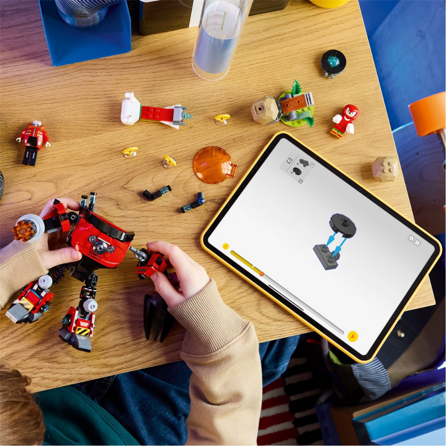 77005 Knuckles vs. Dr. Eggman Egg Crusher Mech