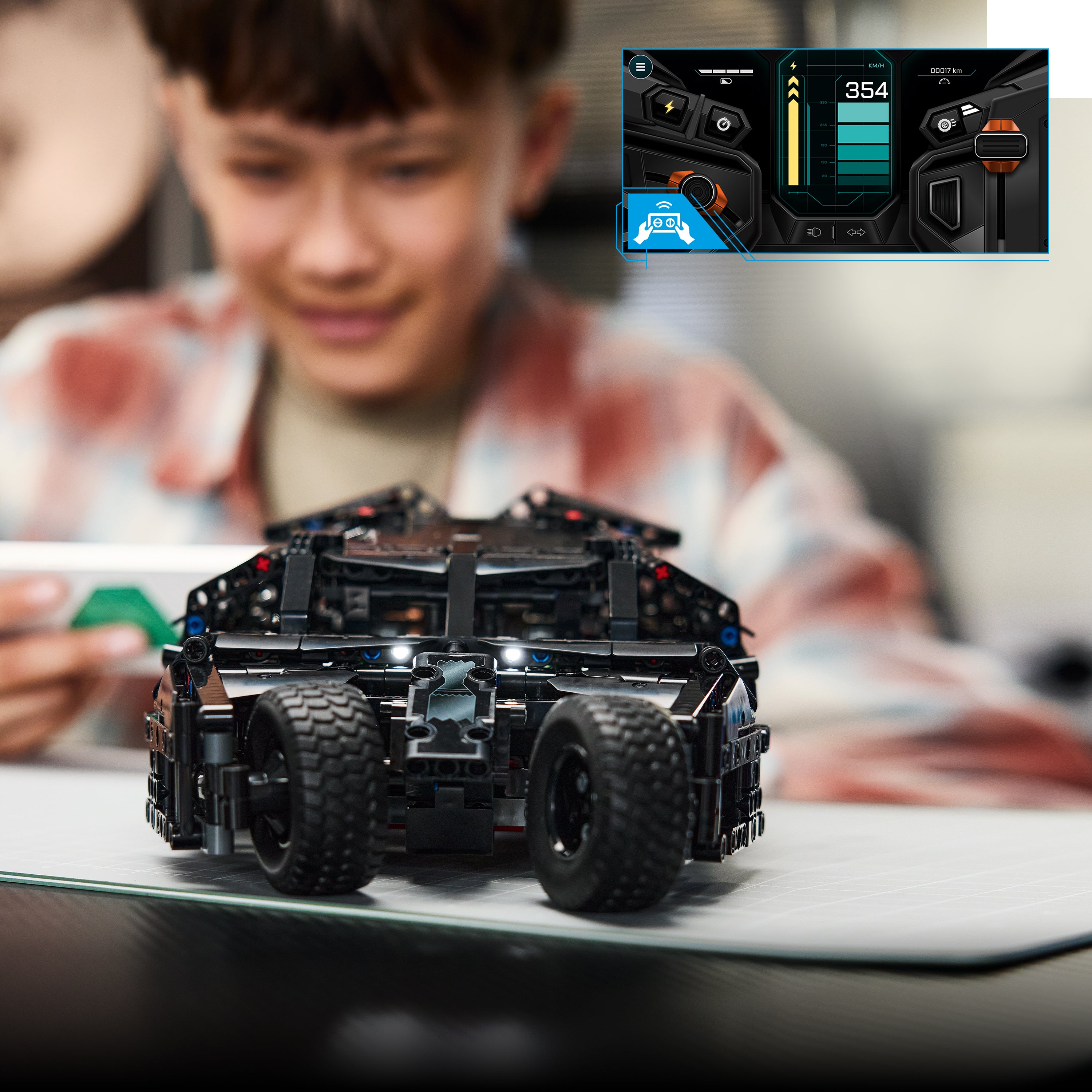 42239 LEGO&reg; Technic&trade; Batmobile&trade; Tumbler
