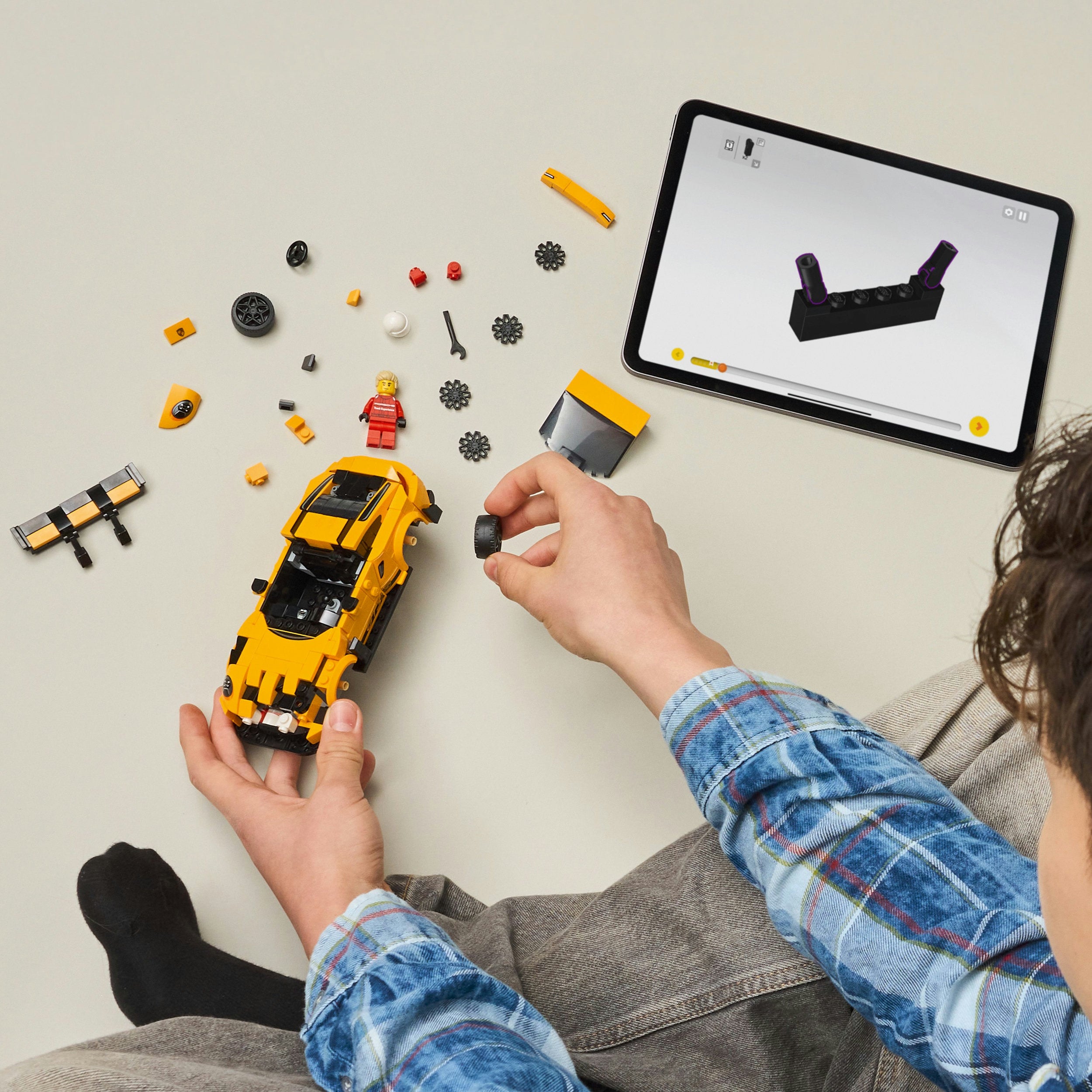 LEGO&reg; Speed Champions Porsche 911 GT3 RS Super Car 77239