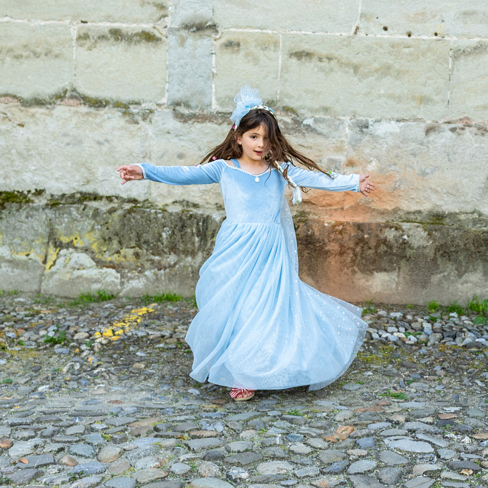 Velvety Soft Sisters Forever Princess Size 5/6