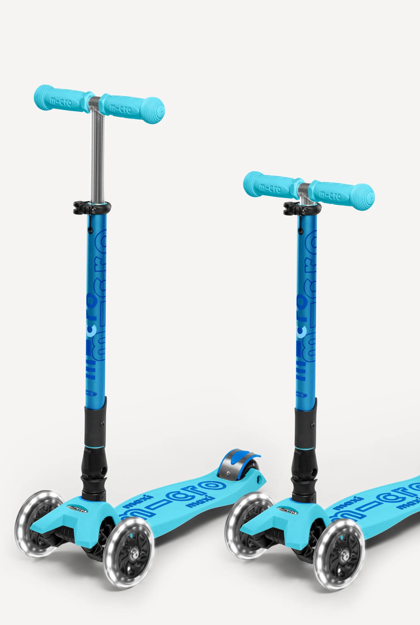 Micro Maxi Foldable LED Scooter: Bright Blue