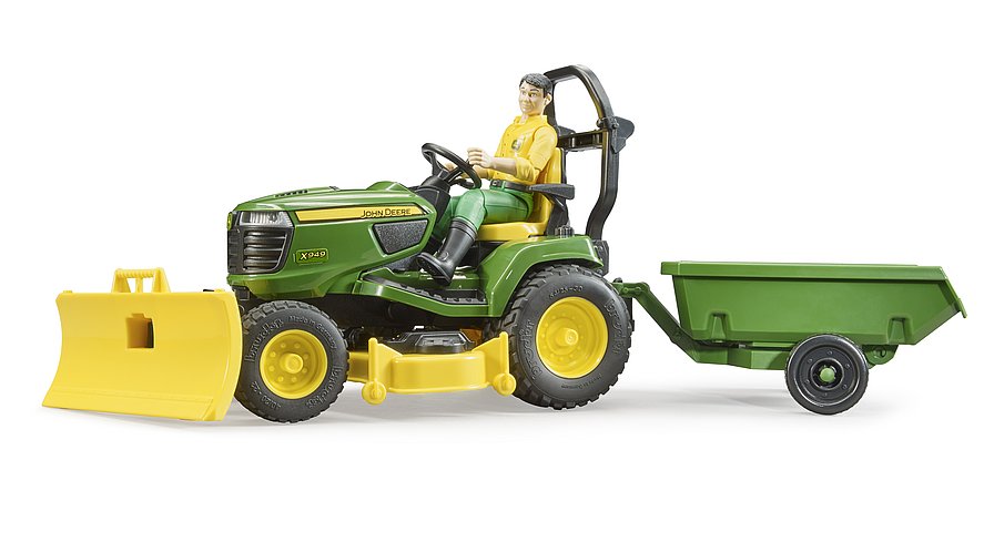 09824 John Deere Lawn Tractor w/ Trailer and Gardener