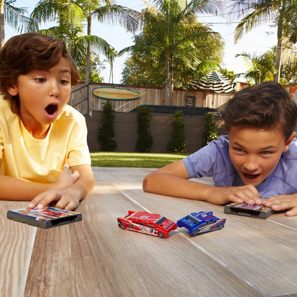 Flat 2 Fast Card Racer