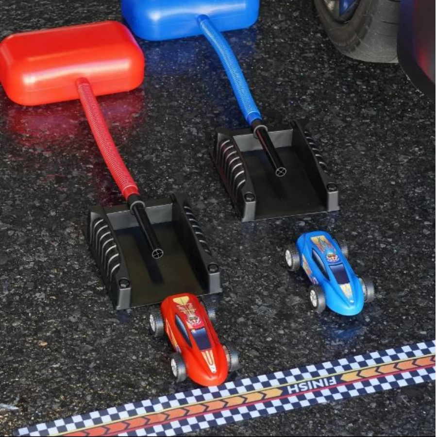 Dueling Stomp Racers