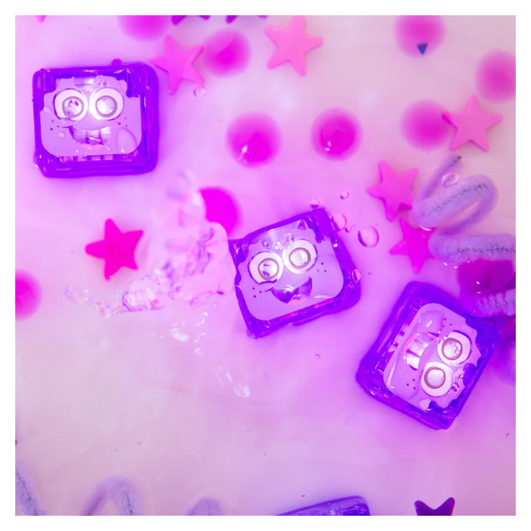 Purple Lumi Glo Pals Water Activated Bath Toy
