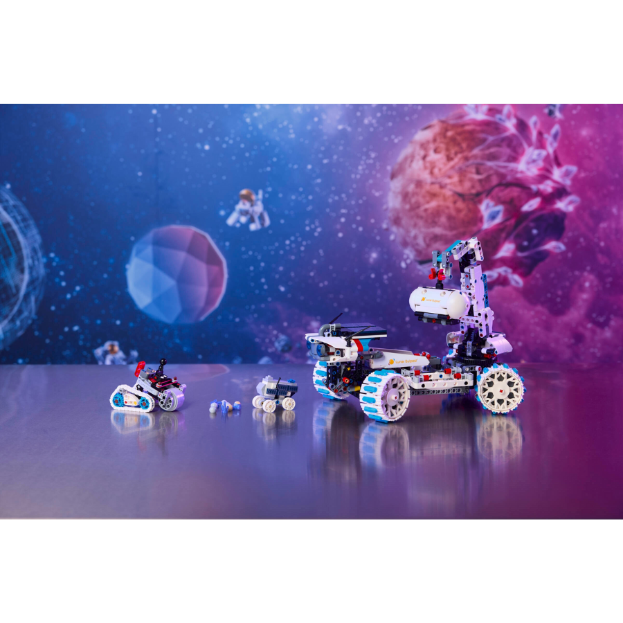 42211 Lunar Outpost&reg; Moon Rover Space Vehicle